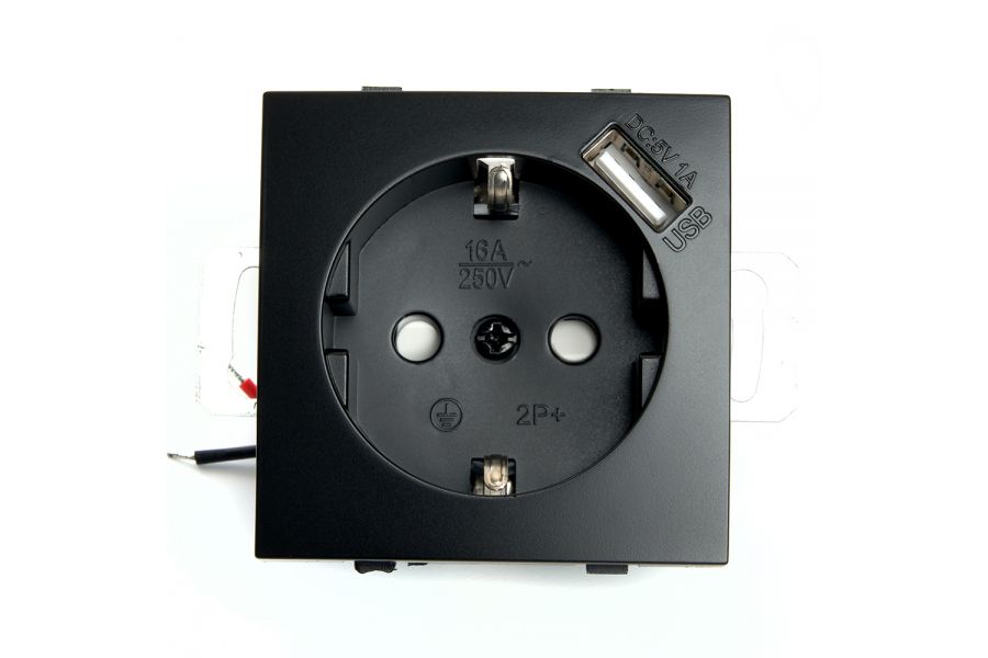 Розетка 1-местная с/з с защитной шторкой и USB Stekker Эрна PST16-9111-03 49155