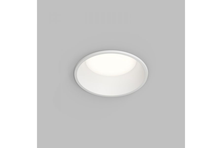 Точечный встраиваемый влагозащищенный светильник Denkirs Trim DK2450-WH