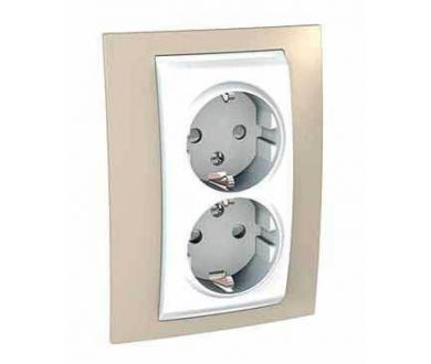 Розетка двойная Schneider Electric Unica с/з со шторками 10A 250V MGU63.067.867