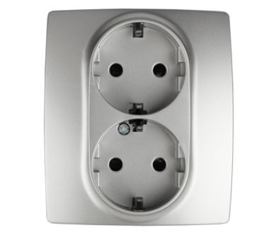 Розетка 2P+E Schuko со шторками Эра 12-2104-03 Б0014701