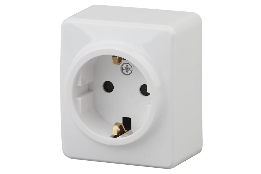Розетка 2P+E Schuko со шторками Эра 11-2204-01 Б0020688