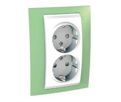 Розетка двойная Schneider Electric Unica с/з со шторками 10A 250V MGU63.067.863