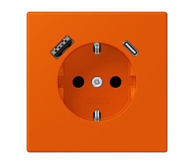 Купить Розетка 2K+З USB Typ AC Jung LC1520-15CA260 Розетка 2K+З USB Typ AC Jung LC1520-15CA260