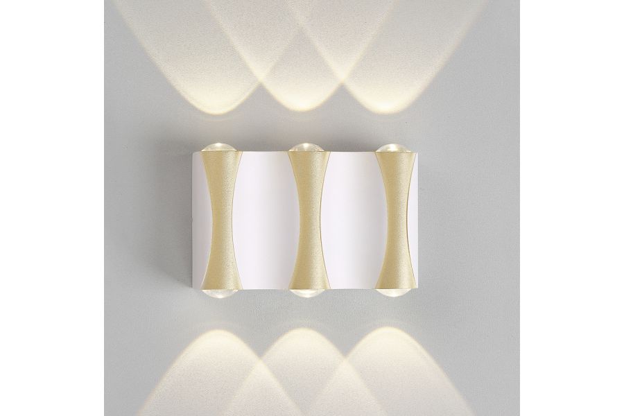 Уличный настенный светильник Crystal Lux CLT 022W3 WH-GO 4000K