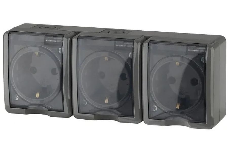 Розетка ЭРА Эксперт 3х2P+E IP54 со шторками 16A 250V 11-2406-03 Б0020723