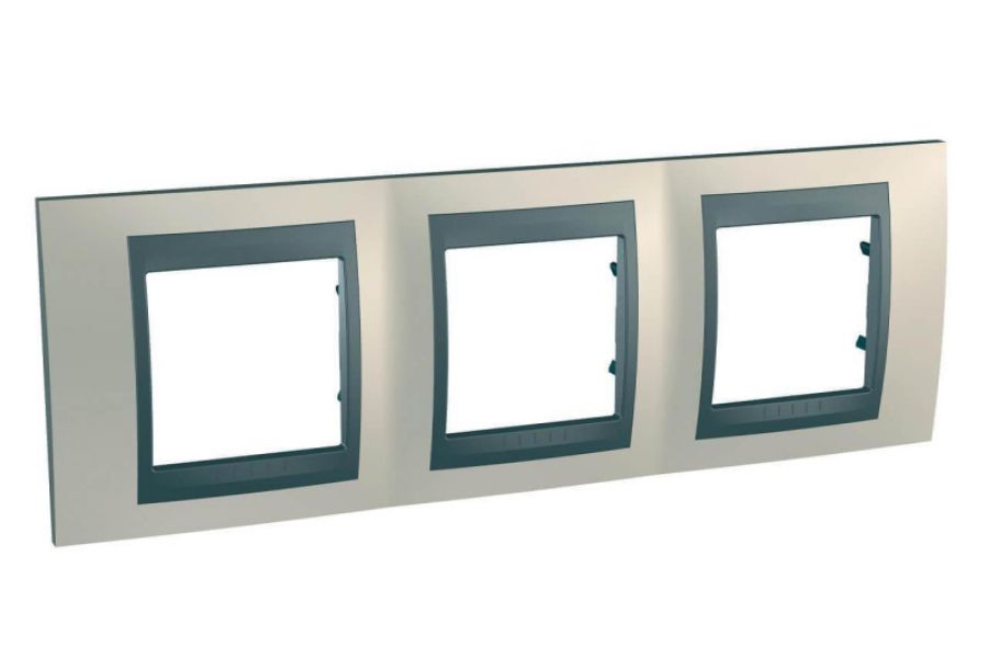 Рамка 3-постовая Schneider Electric Unica Top MGU66.006.295