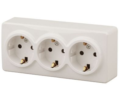 Розетка 2P+E Schuko со шторками Эра 11-2209-02 Б0020704