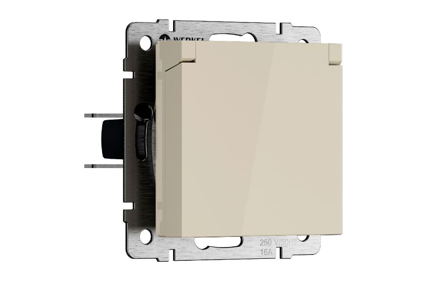 Розетка с защитной крышкой и шторками Werkel W1171203 4690389213151 a069595