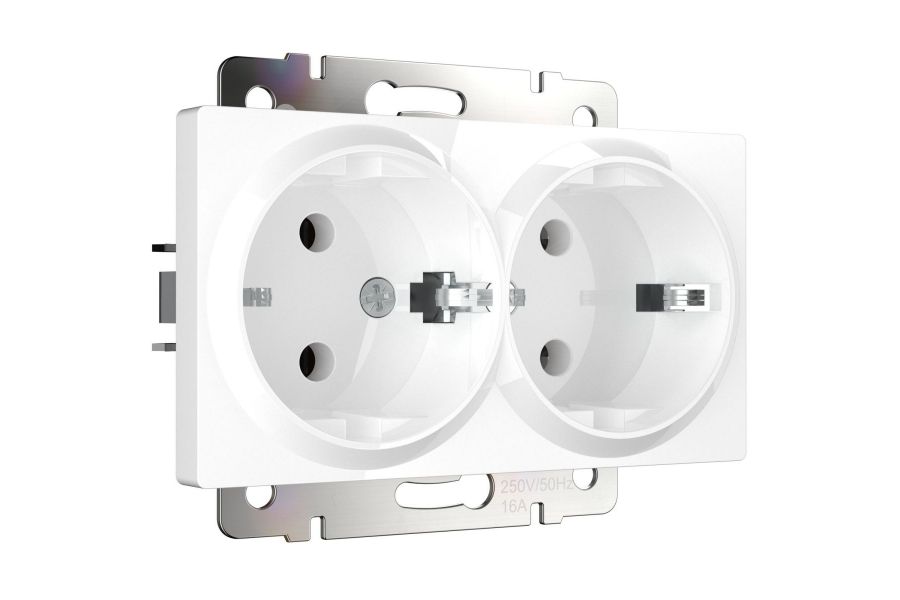 Розетка двойная с заземлением (белый) Werkel W1172001 4690389157257 a051370