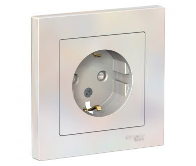 Розетка с/з со шторками, 16А Systeme Electric AtlasDesign Жемчуг ATN000444