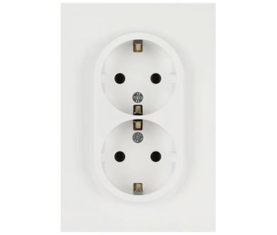 Розетка Эра Arktik 16-2105-08 двойная с заземлением 2X2P+E Schuko со шторками 16А-250В белый матовый Б0070461