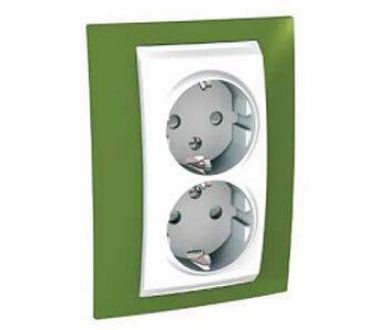 Розетка двойная Schneider Electric Unica с/з со шторками 10A 250V MGU63.067.866