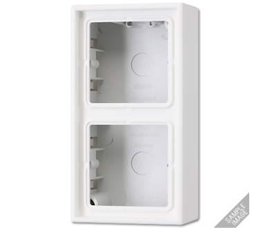 Коробка двухместная Jung LS582AW