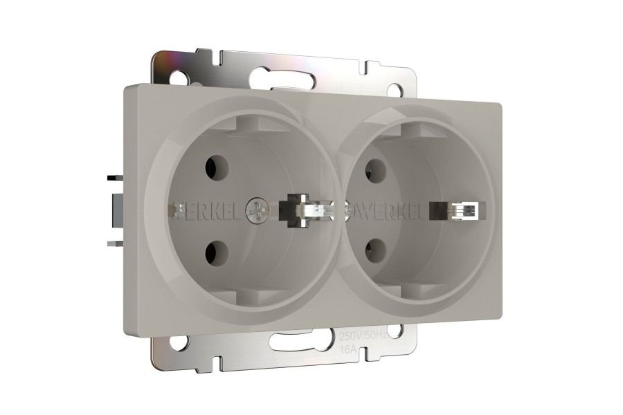 Розетка двойная с заземлением Werkel W1272004 4690389213960 a069774