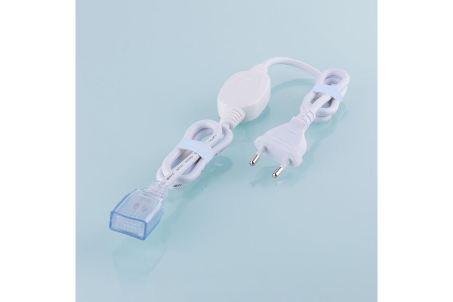 Шнур сетевой для светодиодной ленты Elektrostandard Premium LS 010 220V 2835 60Led SSH- 3 4690389125485